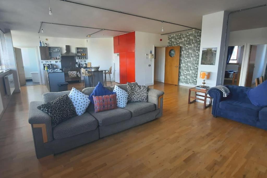 בריסטול Trendy, Urban Open Plan Apartment מראה חיצוני תמונה