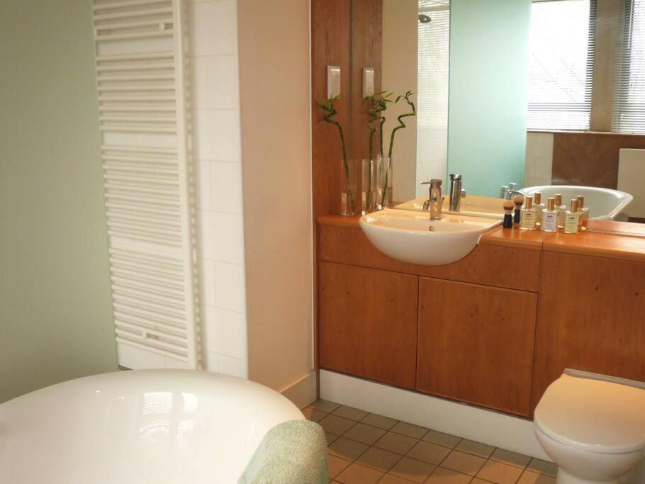 בריסטול Trendy, Urban Open Plan Apartment מראה חיצוני תמונה